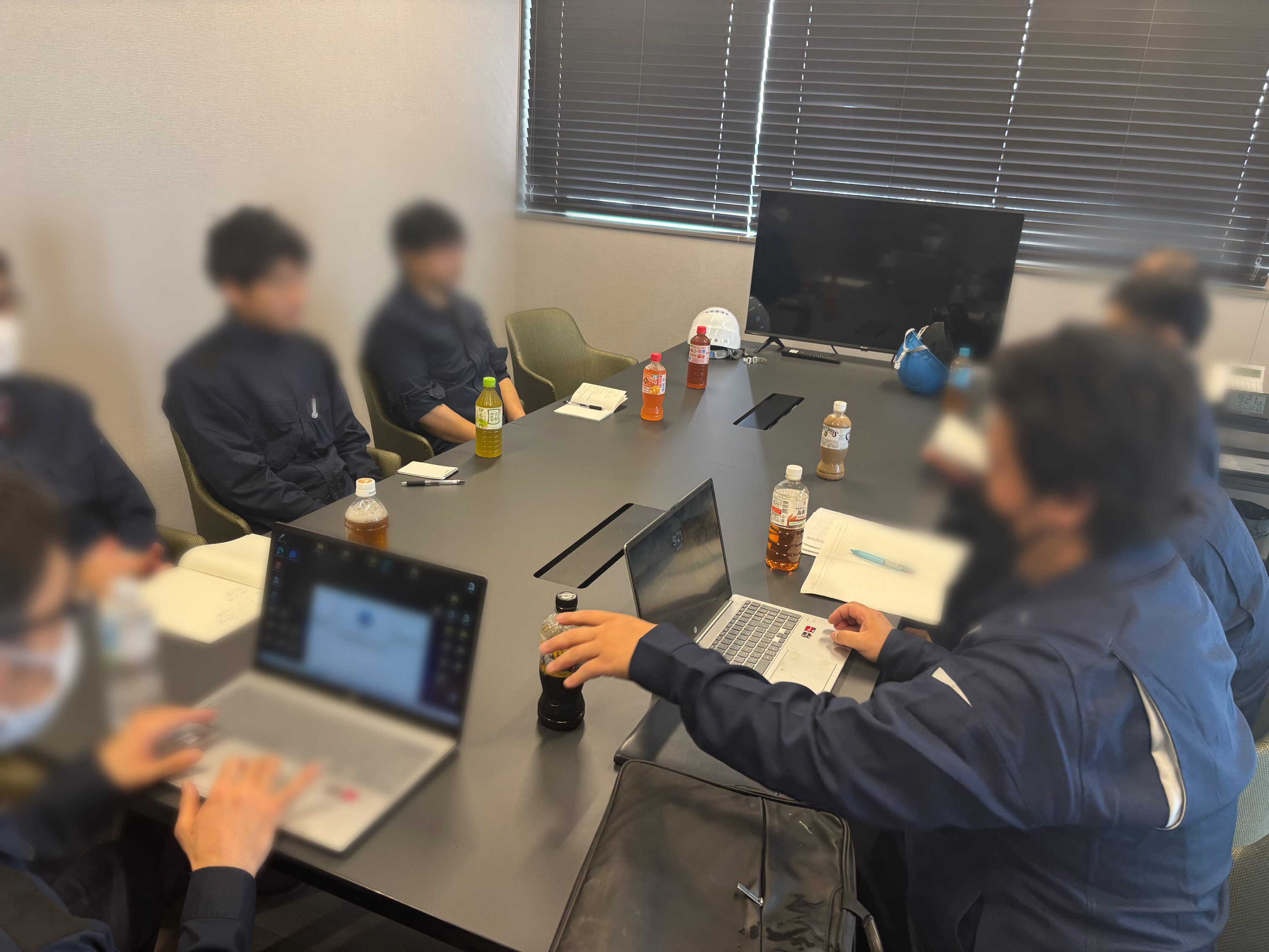 月例全体会議
